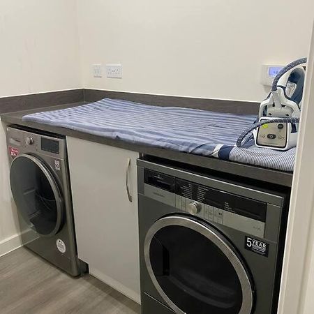 4-Room Detached Furnished Home With Parking 레스터 외부 사진