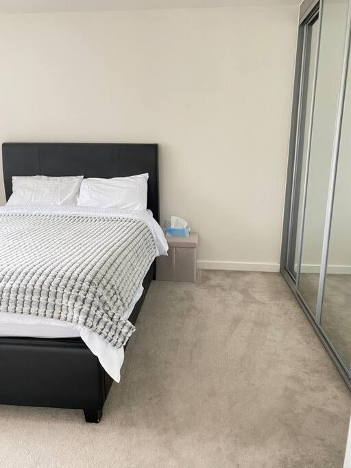 4-Room Detached Furnished Home With Parking 레스터 외부 사진